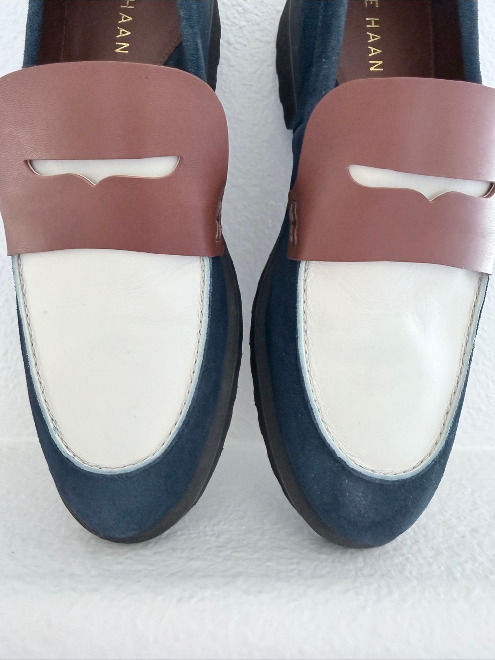 Cole Haan Waterproof Penny Loafers 8 Blue Suede Colorblock Lug Sole Grand New - Picture 6 of 7